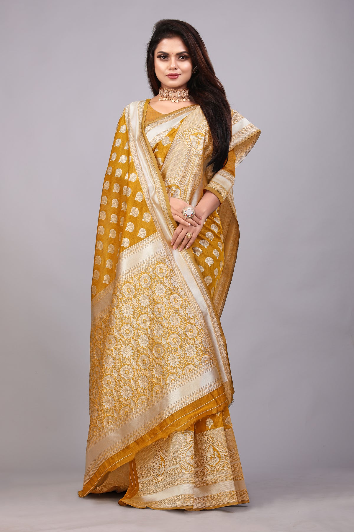 Delightful Exclusive Attractive Designer Bollywood Saree For Women Soft Lichi Silk saree with Rich Pallu & Meenakari with Weaving  Border ( Rapair Buta - Yellow )