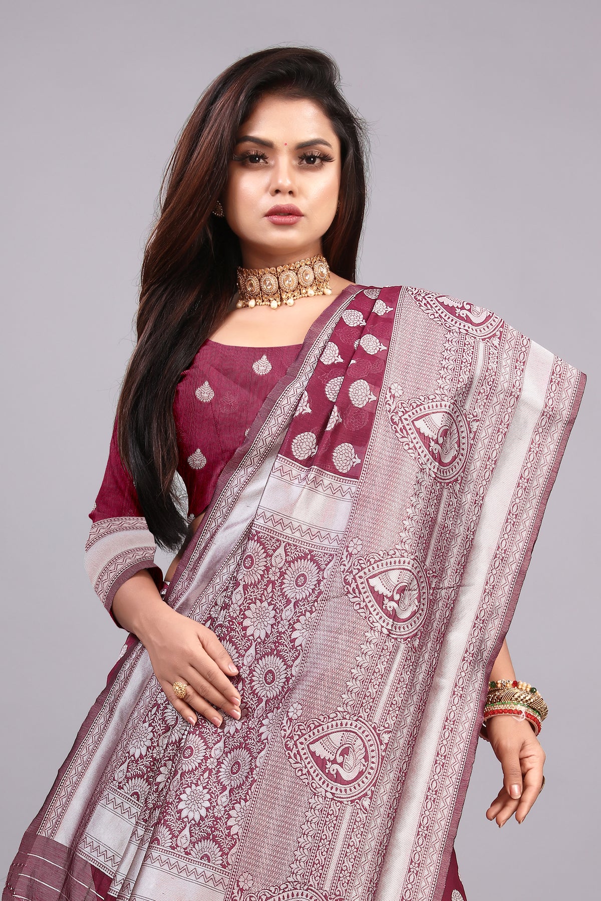 Delightful Exclusive Attractive Designer Bollywood Saree For Women Soft Lichi Silk saree with Rich Pallu & Meenakari with Weaving  Border ( Rapair Buta - Maroon )