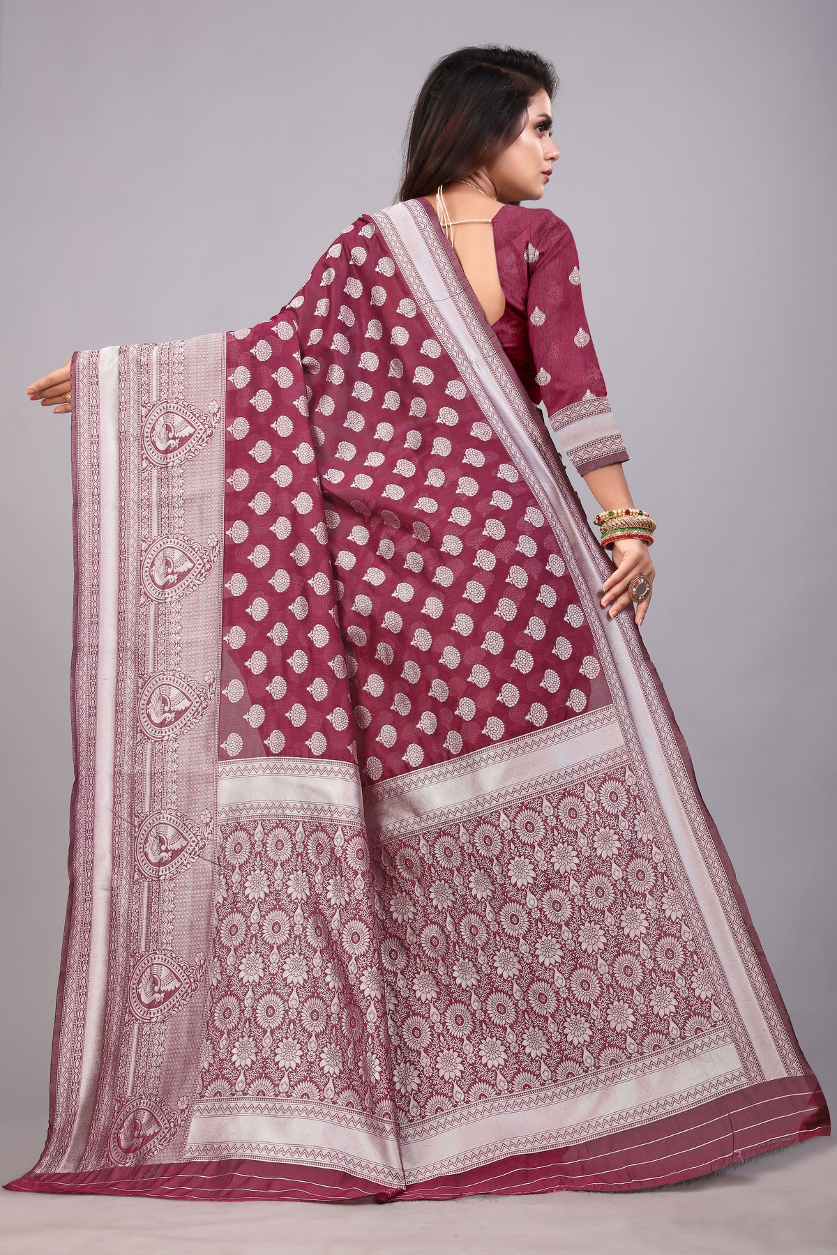 Delightful Exclusive Attractive Designer Bollywood Saree For Women Soft Lichi Silk saree with Rich Pallu & Meenakari with Weaving  Border ( Rapair Buta - Maroon )