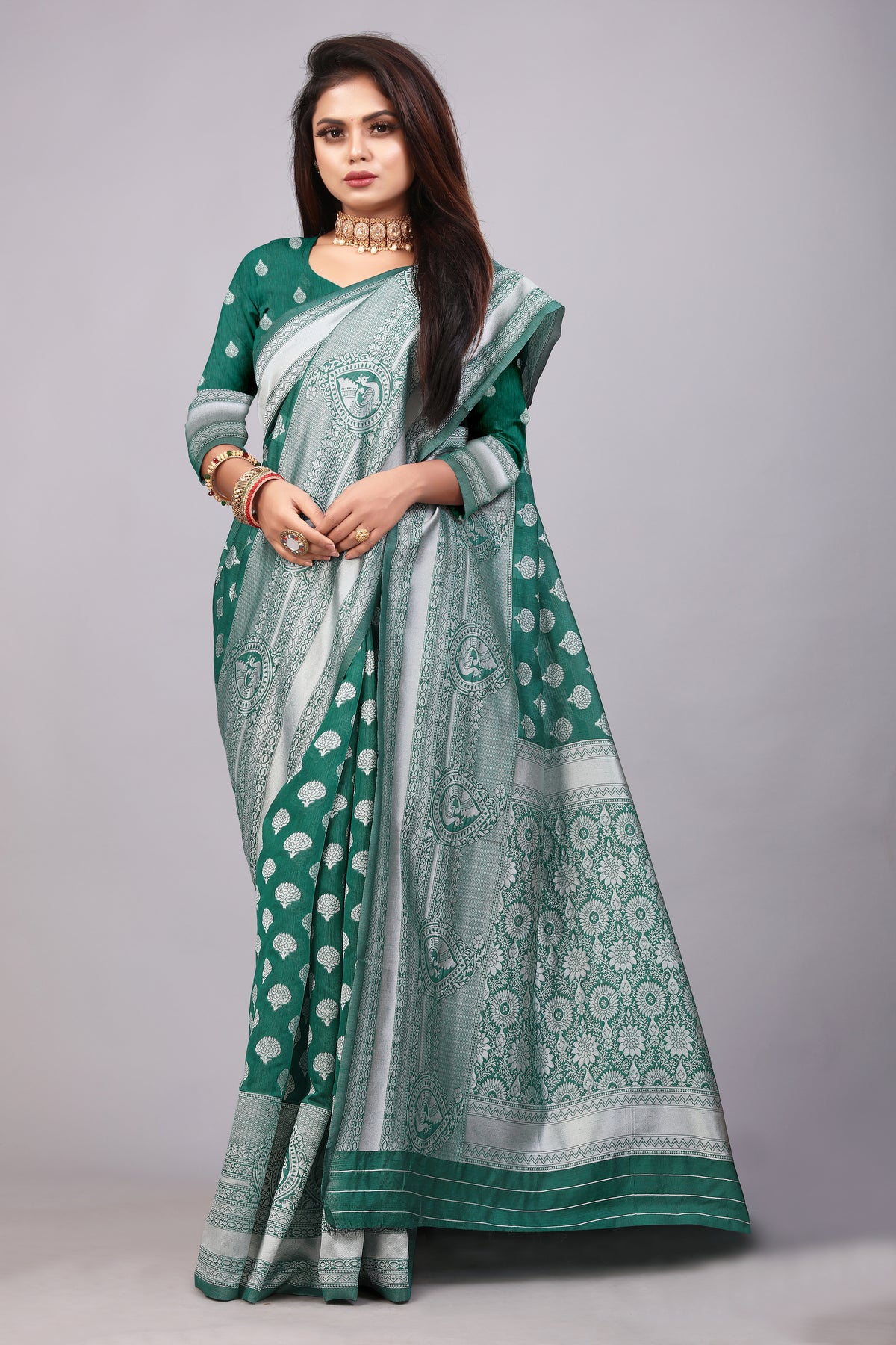 Delightful Exclusive Attractive Designer Bollywood Saree For Women Soft Lichi Silk saree with Rich Pallu & Meenakari with Weaving  Border ( Rapair Buta - Rama )