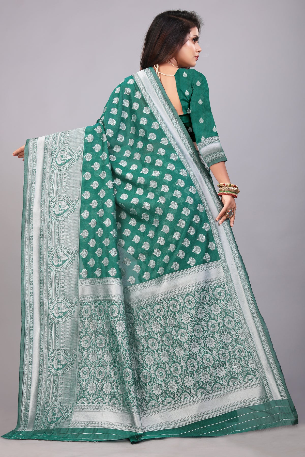 Delightful Exclusive Attractive Designer Bollywood Saree For Women Soft Lichi Silk saree with Rich Pallu & Meenakari with Weaving  Border ( Rapair Buta - Rama )
