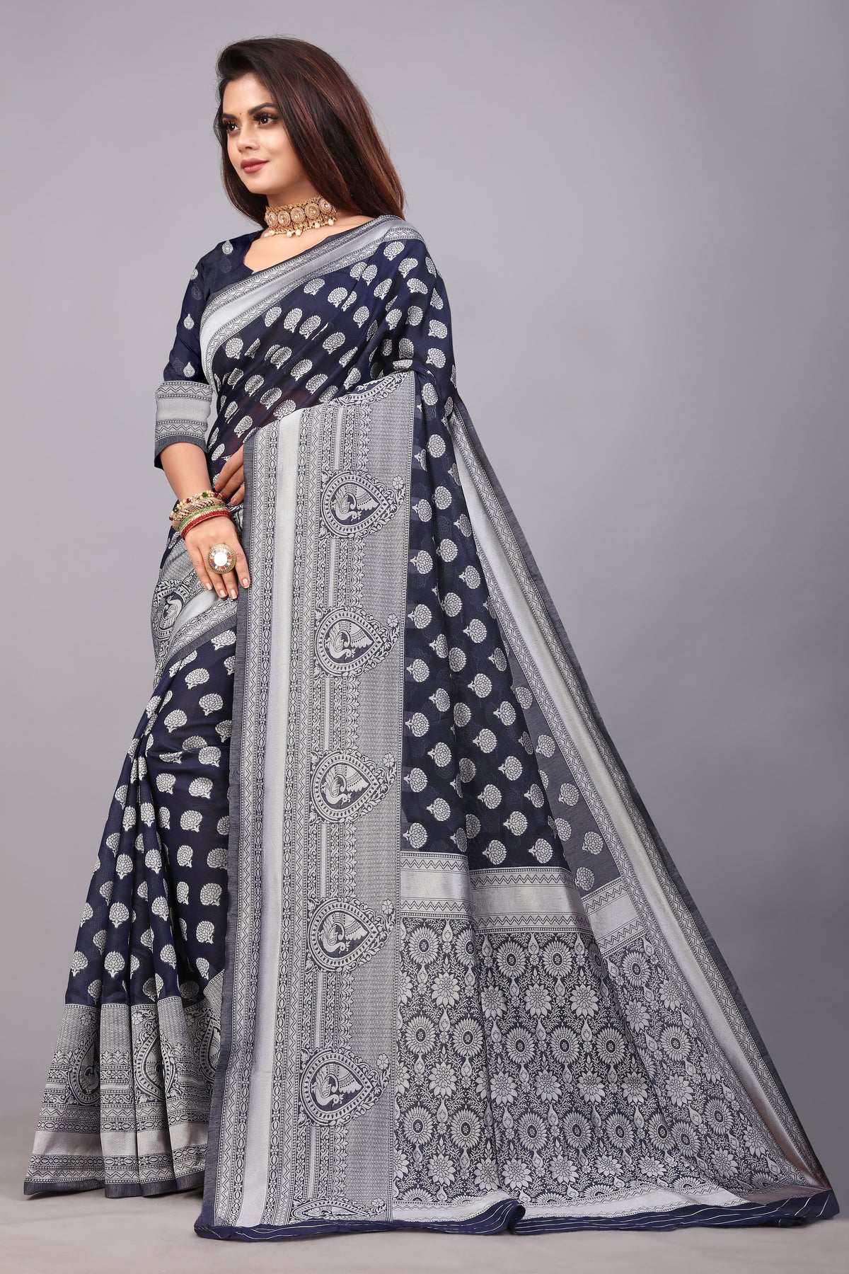 Delightful Exclusive Attractive Designer Bollywood Saree For Women Soft Lichi Silk saree with Rich Pallu & Meenakari with Weaving  Border ( Rapair Buta - Nevy Blue )