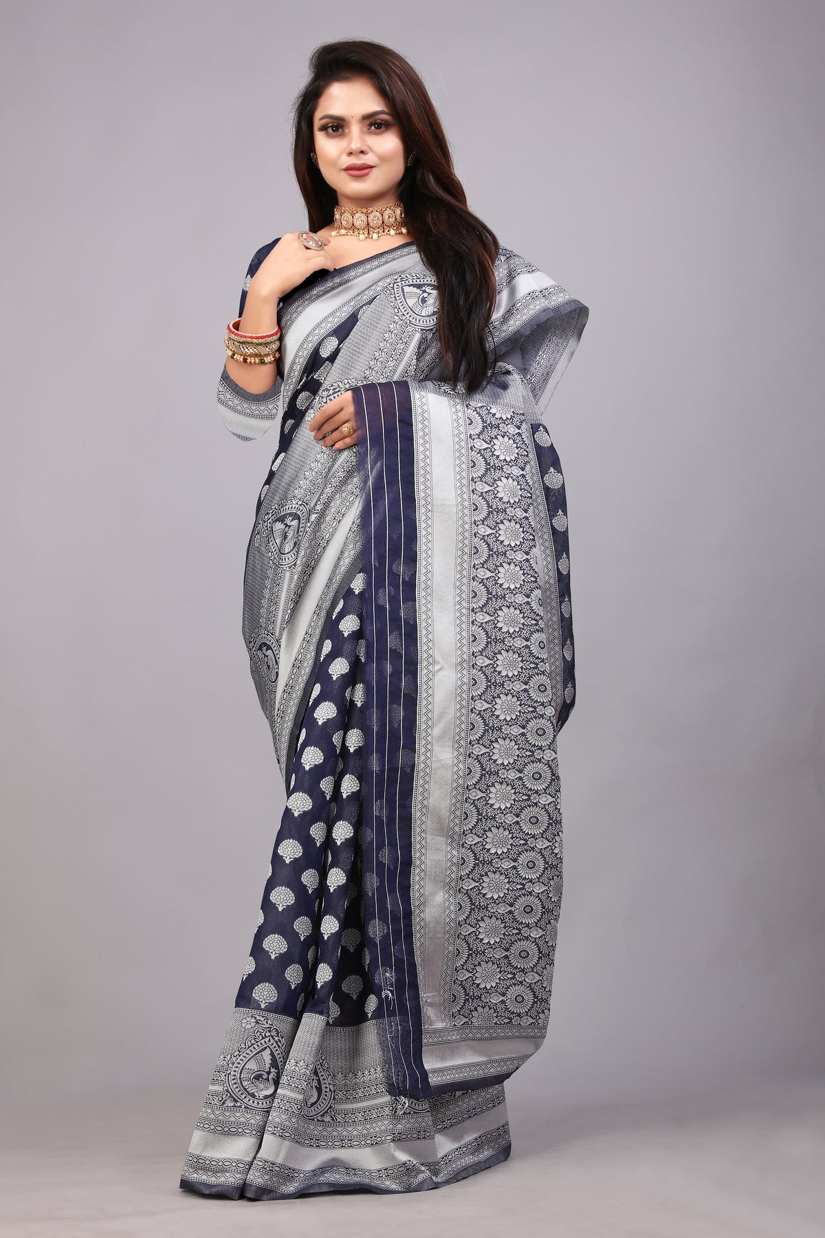Delightful Exclusive Attractive Designer Bollywood Saree For Women Soft Lichi Silk saree with Rich Pallu & Meenakari with Weaving  Border ( Rapair Buta - Nevy Blue )