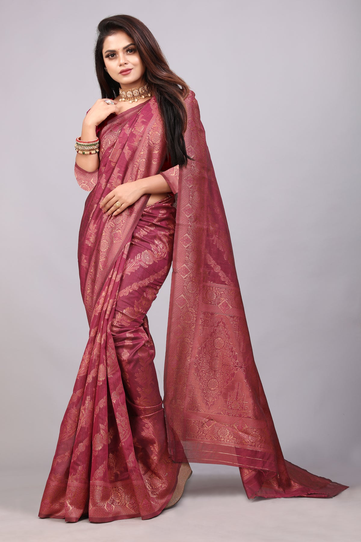 Delightful Exclusive Attractive Designer Bollywood Saree For Women Soft Lichi Silk saree with Rich Pallu & Meenakari with Weaving  Border ( Rapair Leriya - Pink )