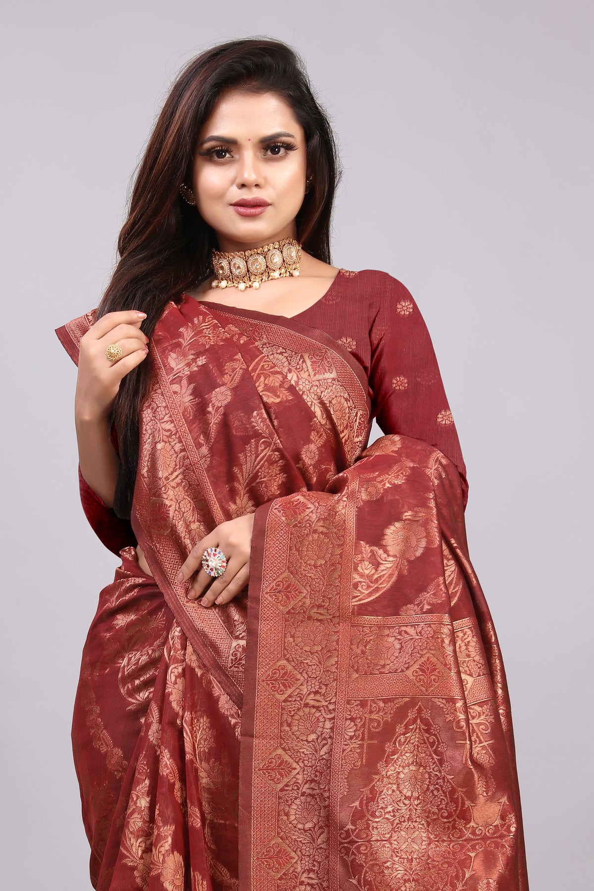 Delightful Exclusive Attractive Designer Bollywood Saree For Women Soft Lichi Silk saree with Rich Pallu & Meenakari with Weaving  Border ( Rapair Leriya - Maroon )