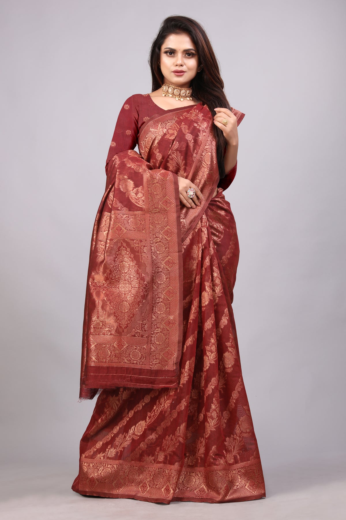 Delightful Exclusive Attractive Designer Bollywood Saree For Women Soft Lichi Silk saree with Rich Pallu & Meenakari with Weaving  Border ( Rapair Leriya - Maroon )