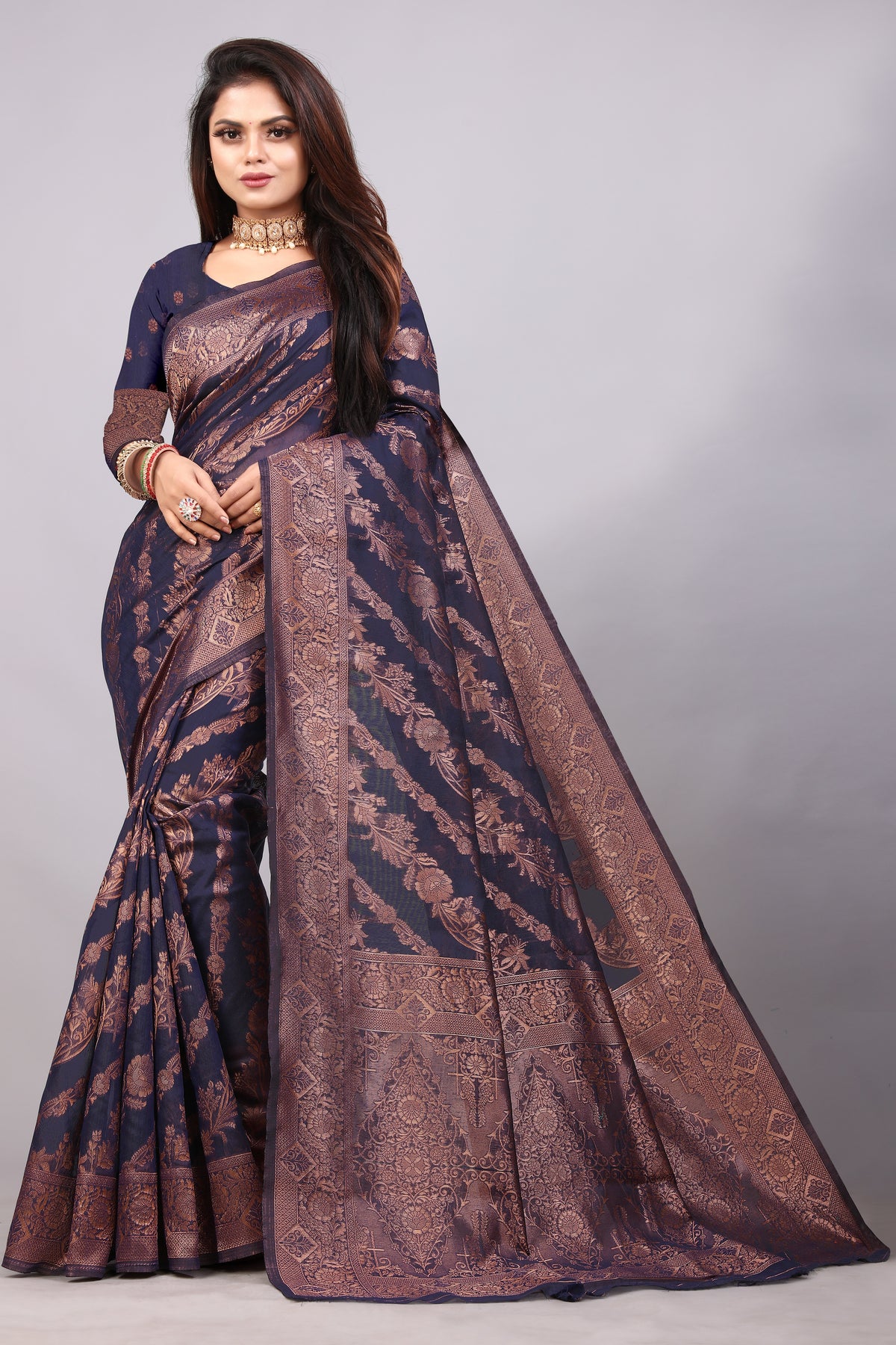 Delightful Exclusive Attractive Designer Bollywood Saree For Women Soft Lichi Silk saree with Rich Pallu & Meenakari with Weaving  Border ( Rapair Leriya - Nevy Blue )