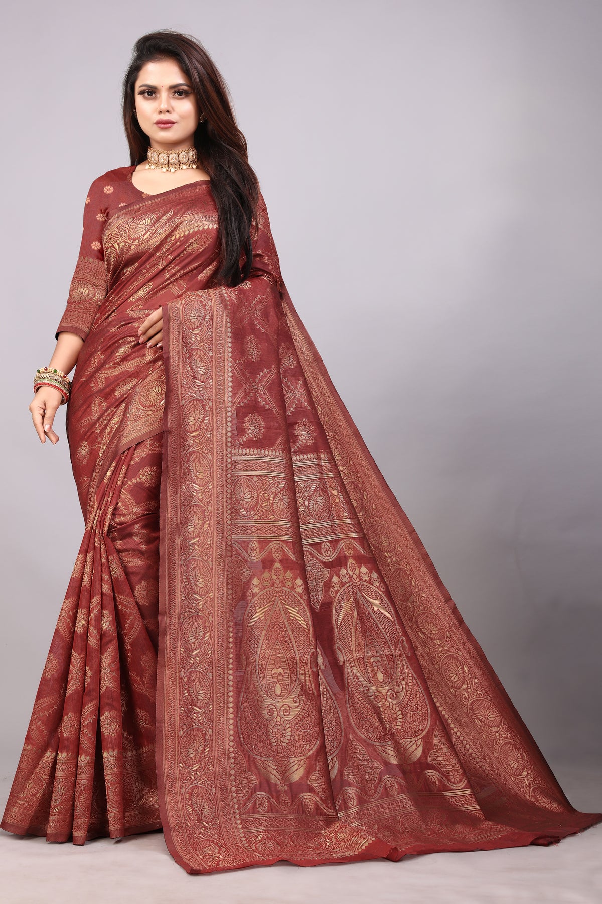 Delightful Exclusive Attractive Designer Bollywood Saree For Women Soft Lichi Silk saree with Rich Pallu & Meenakari with Weaving  Border ( Rapair Leriya 02 - Maroon )