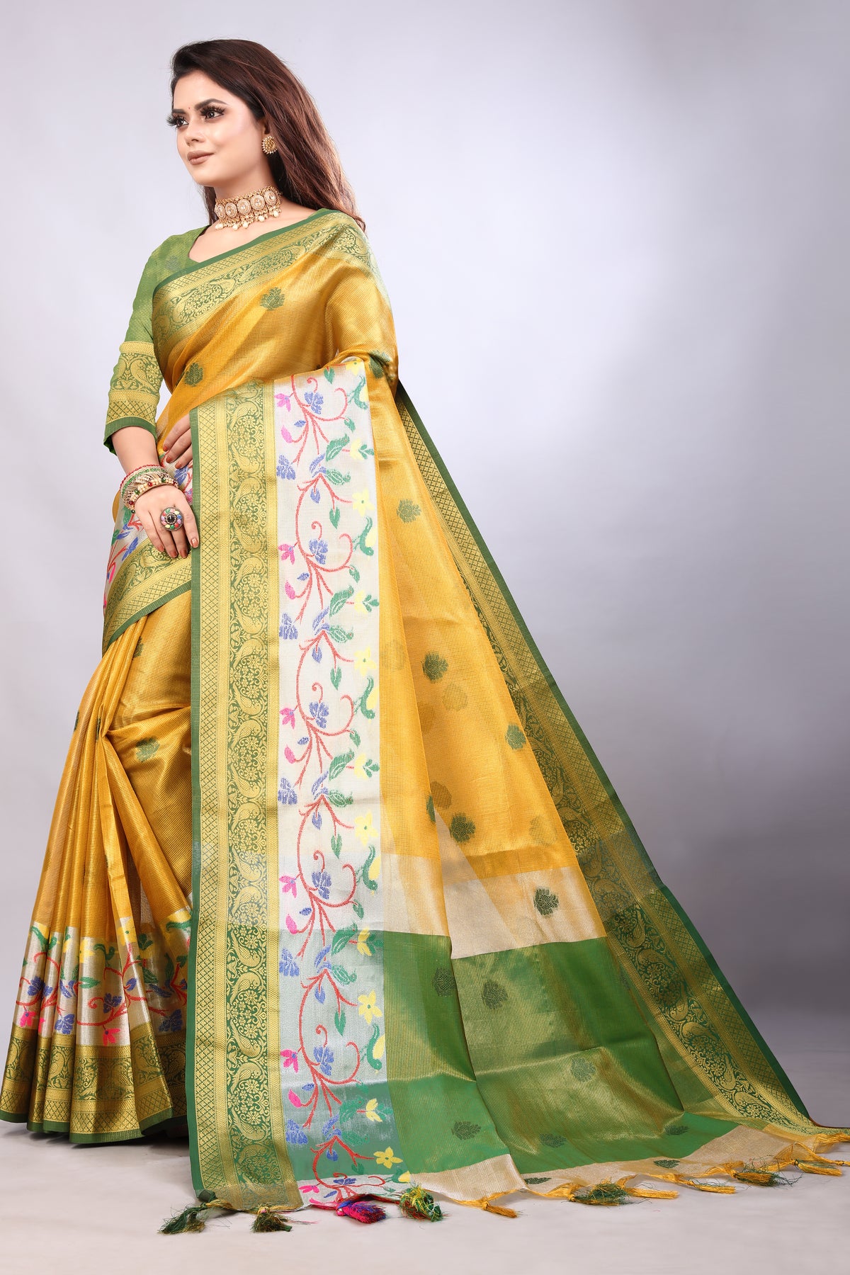 Delightful Exclusive Attractive Designer Bollywood Saree For Women Soft Lichi Silk saree with Rich Pallu & Meenakari with Weaving  Border ( Gold Chaki - Yellow )