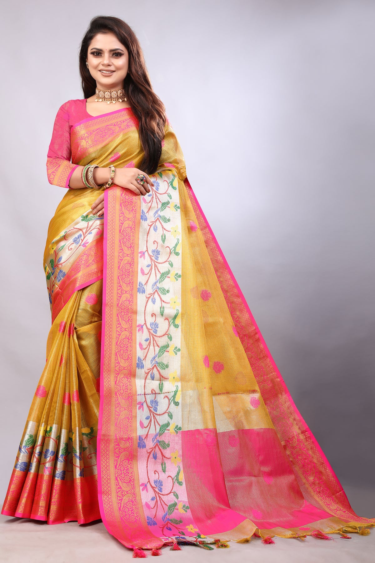 Delightful Exclusive Attractive Designer Bollywood Saree For Women Soft Lichi Silk saree with Rich Pallu & Meenakari with Weaving  Border ( Gold Chaki - Pink )