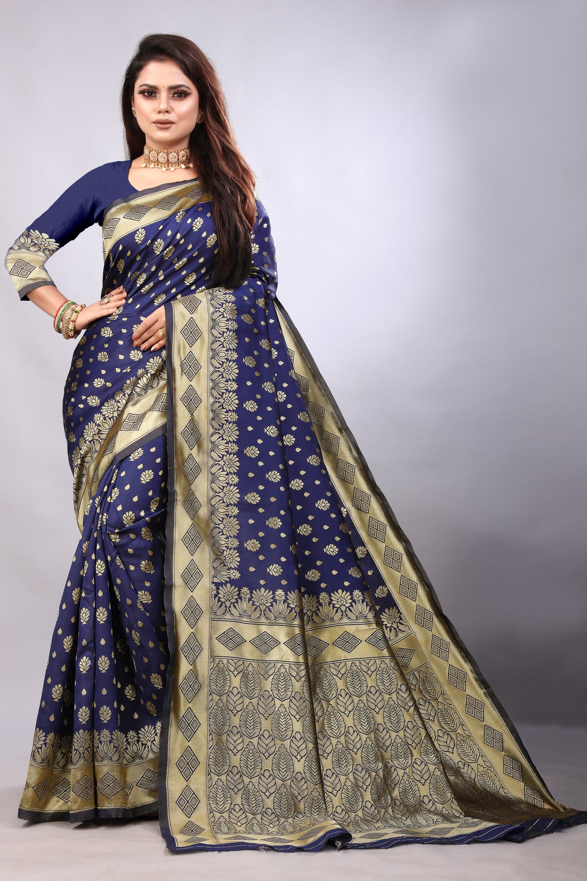 Delightful Exclusive Attractive Designer Bollywood Saree For Women Soft Lichi Silk saree with Rich Pallu & Meenakari with Weaving  Border ( Gold Chaki - Blue )