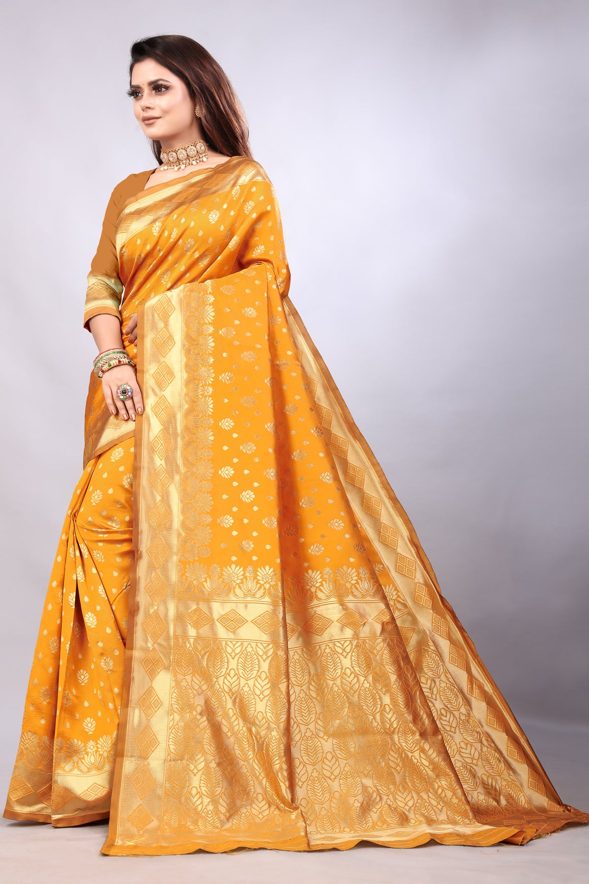 Delightful Exclusive Attractive Designer Bollywood Saree For Women Soft Lichi Silk saree with Rich Pallu & Meenakari with Weaving  Border ( Gold Chaki - Orange )