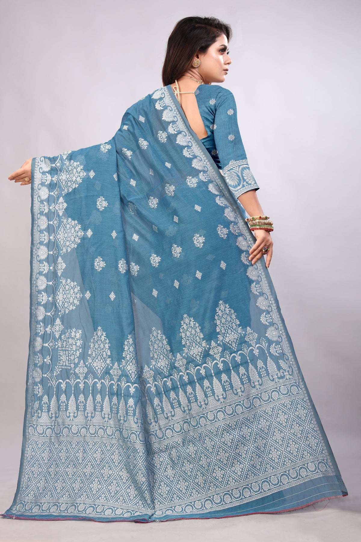 Delightful Exclusive Attractive Designer Bollywood Saree For Women Soft Lichi Silk saree with Rich Pallu & Meenakari with Weaving  Border ( Rapair Flower - Blue )