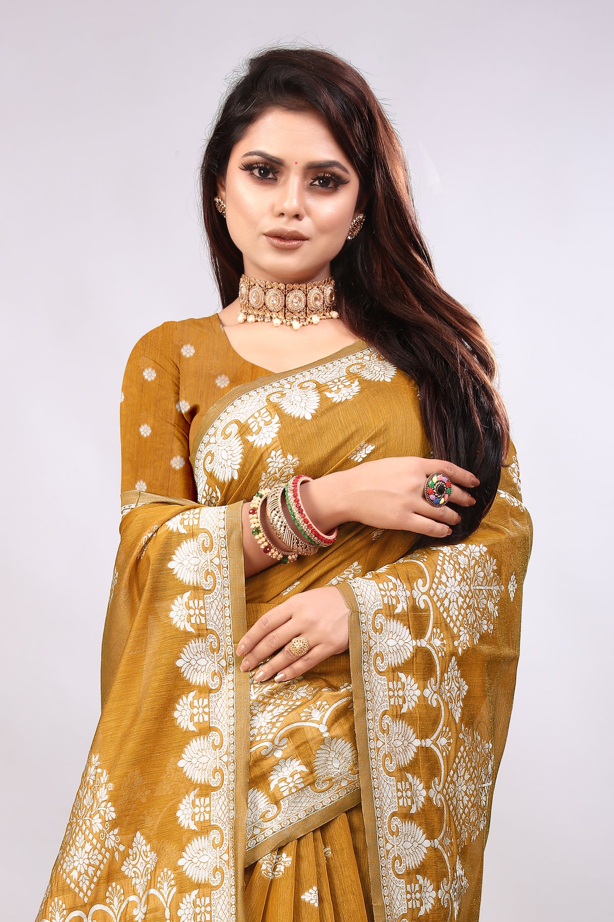 Delightful Exclusive Attractive Designer Bollywood Saree For Women Soft Lichi Silk saree with Rich Pallu & Meenakari with Weaving  Border ( Rapair Flower - Yellow )