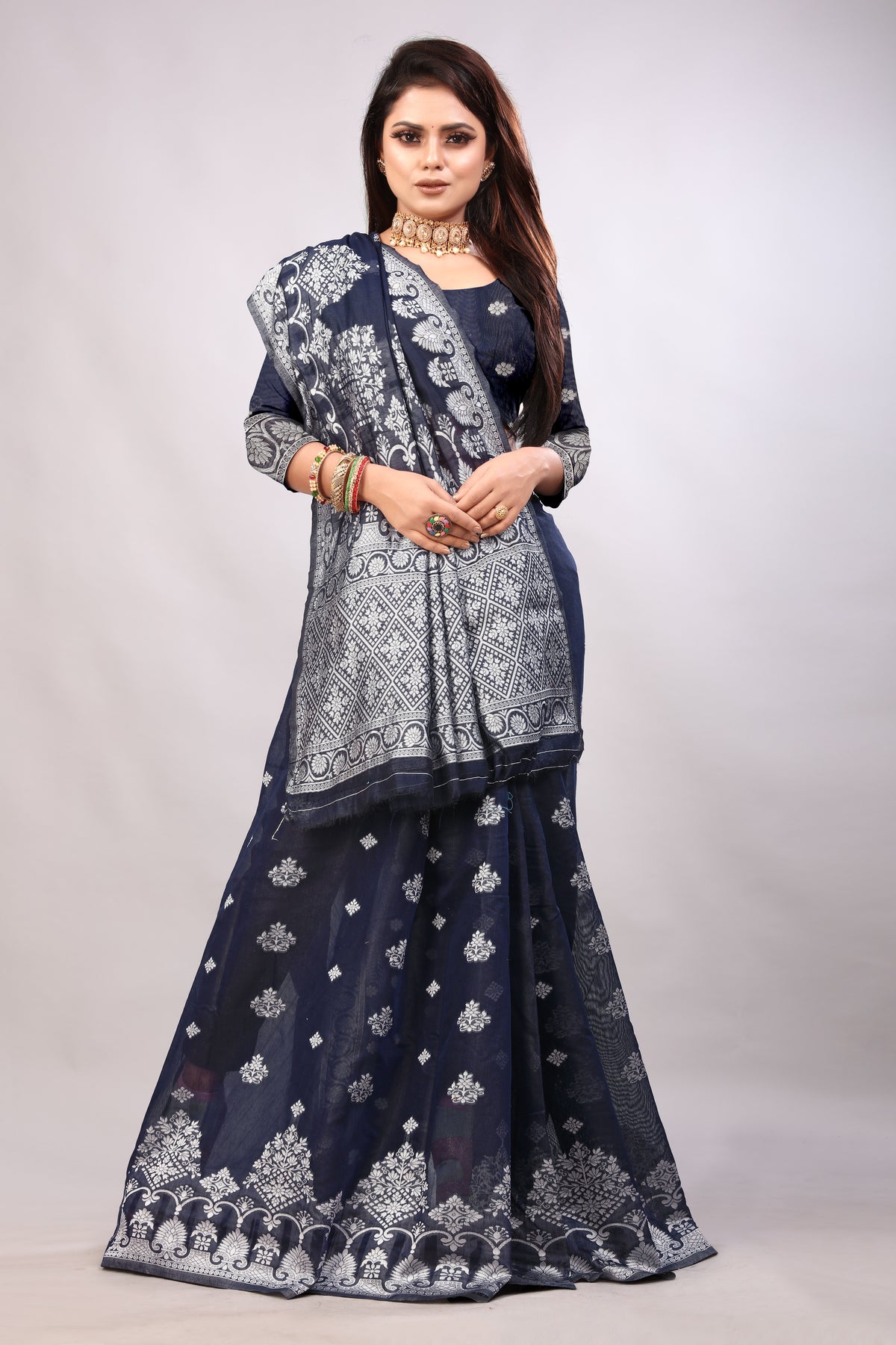 Delightful Exclusive Attractive Designer Bollywood Saree For Women Soft Lichi Silk saree with Rich Pallu & Meenakari with Weaving  Border ( Rapair Flower - Nevy Blue )