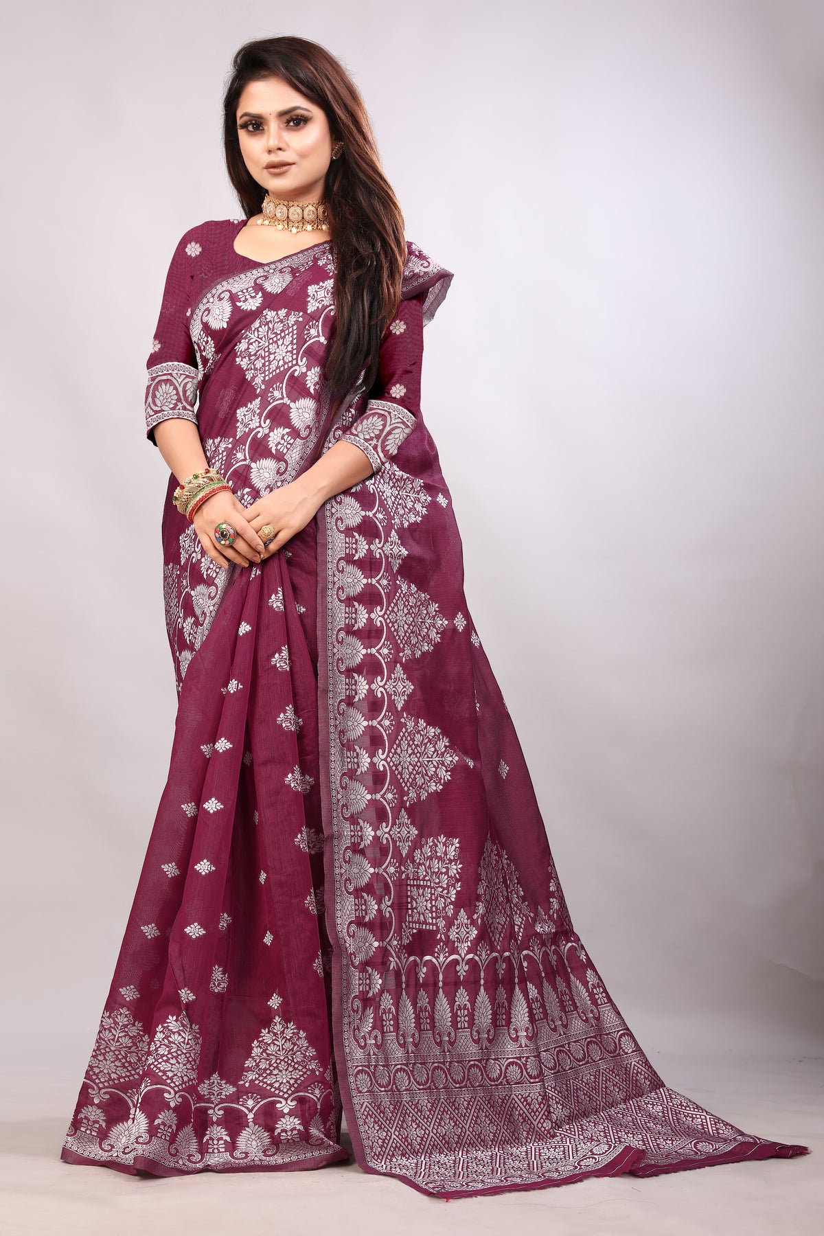 Delightful Exclusive Attractive Designer Bollywood Saree For Women Soft Lichi Silk saree with Rich Pallu & Meenakari with Weaving  Border ( Rapair Flower - Maroon )