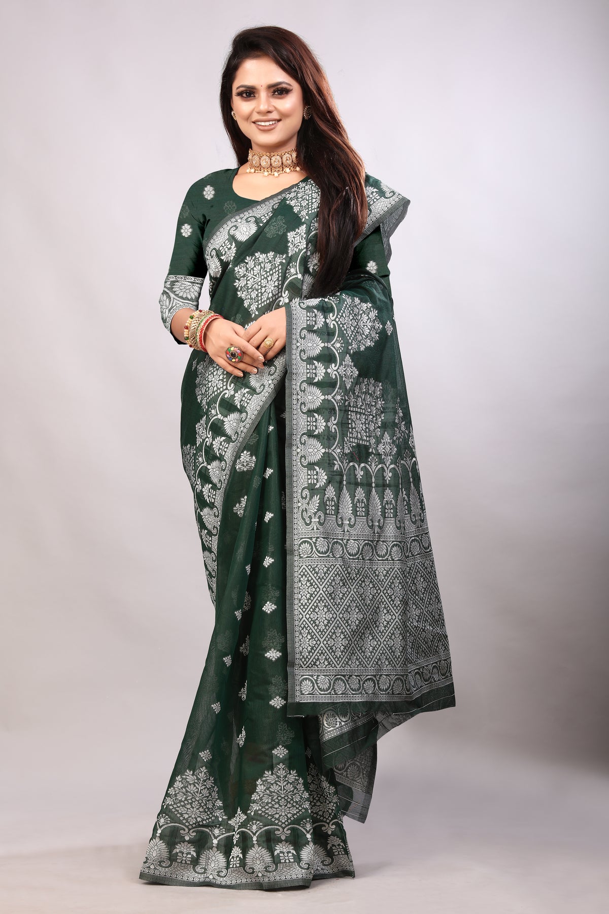 Delightful Exclusive Attractive Designer Bollywood Saree For Women Soft Lichi Silk saree with Rich Pallu & Meenakari with Weaving  Border ( Rapair Flower - Dark Green )